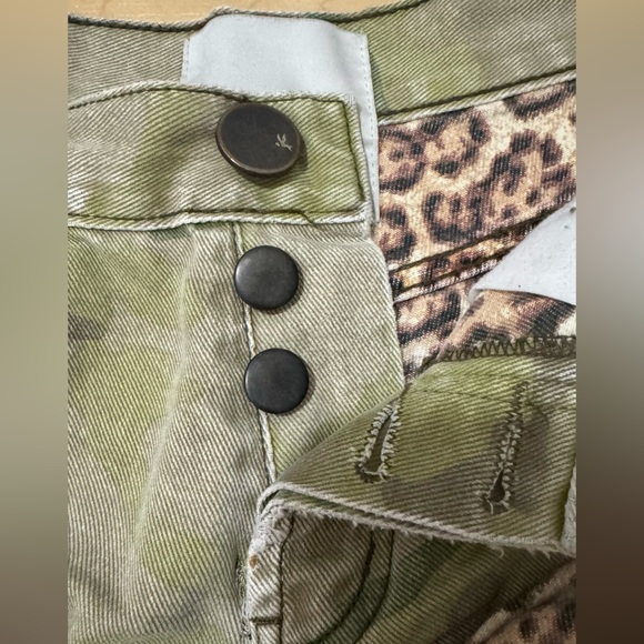 Unique OneTeaspoon Short - Picture 8 of 9